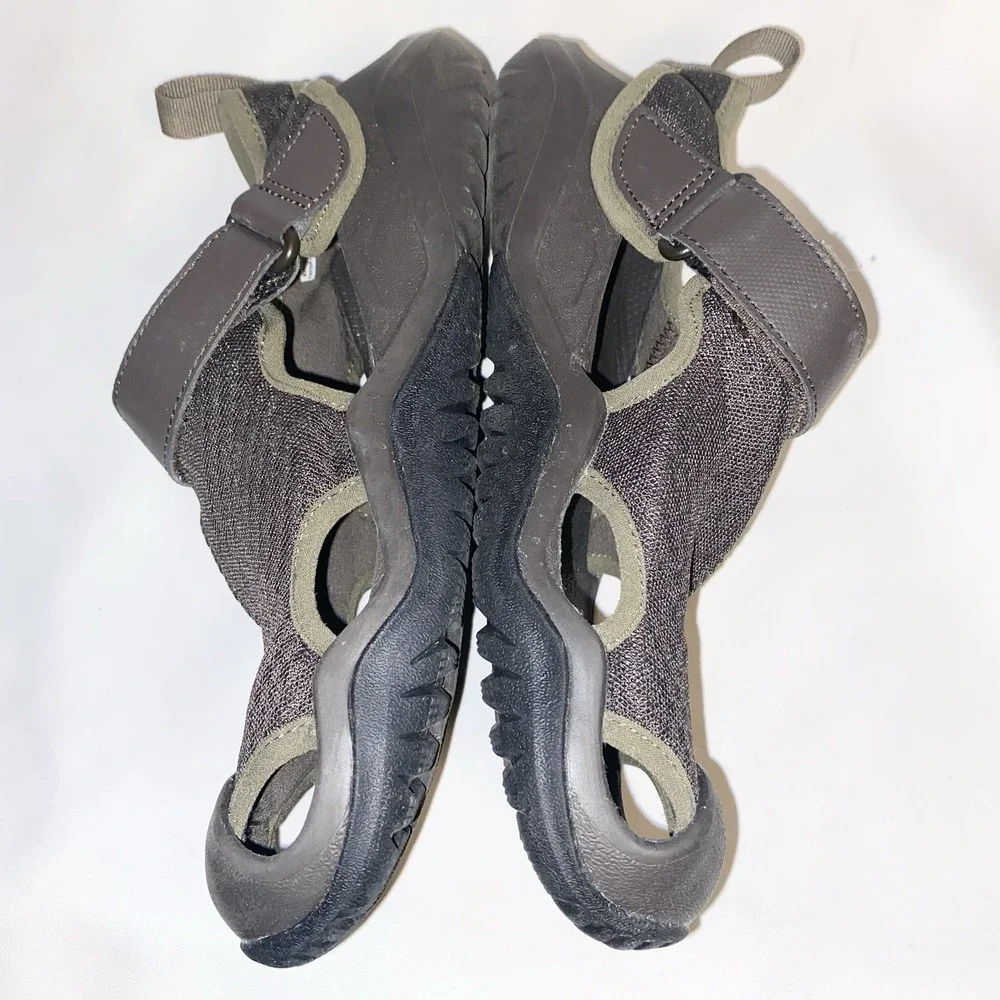 Crocs Swiftwater Brown (Sz 8) Fit Mesh Deck Water Fishing Sandals Mens